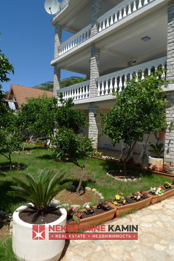 Fully Renovated House with Sea Views and a Garden, Bijela, Herceg Novi